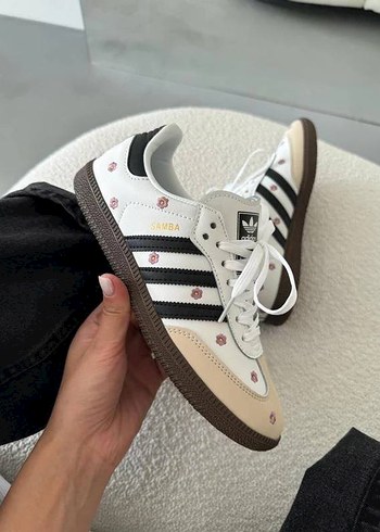 Beyaz Desenli Adidas Samba Kadın Spor Ayakkabı