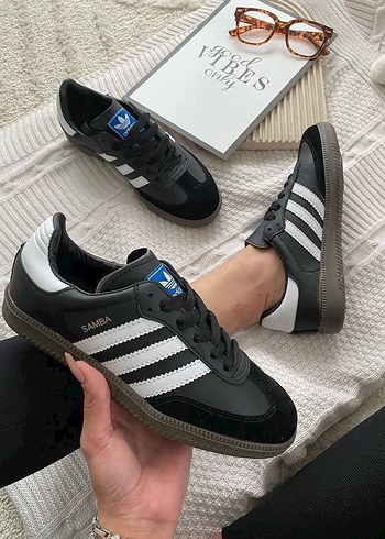 Siyah Beyaz Samba Kadın Spor Ayakkabı - Görsel 3