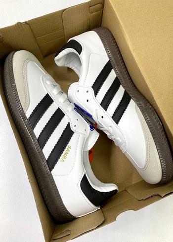 39 Beden Adidas Spor Ayakkabı