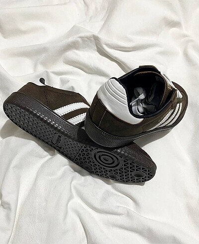 39 Beden Adidas Spor Ayakkabı