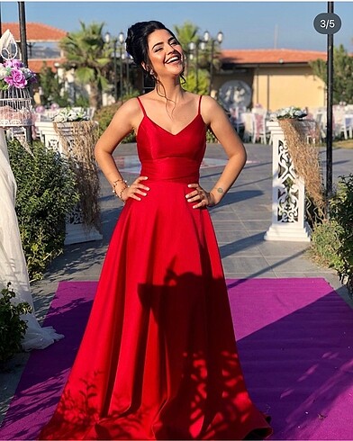 Kırmızı Uzun Abiye