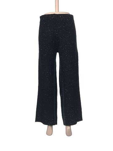 Zara Düz Kesim %70 İndirimli.