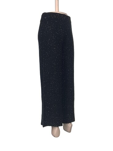 Zara Zara Düz Kesim %70 İndirimli.