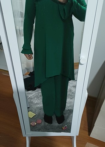 Uzun Kollu Yeşil Kadın Tunik - Görsel 9