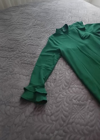 Uzun Kollu Yeşil Kadın Tunik - Görsel 4