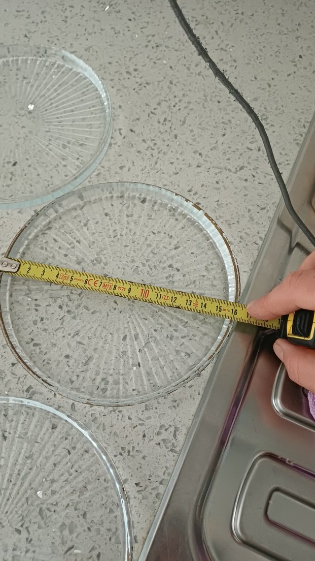 Bej ve Gri Renkli Düz Tabak - Görsel 4