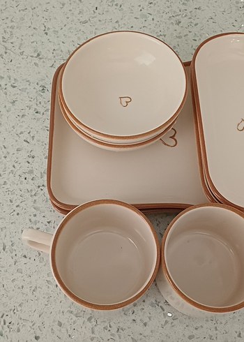 Beyaz Kalp Desenli Seramik Yemek Takımı - Görsel 5