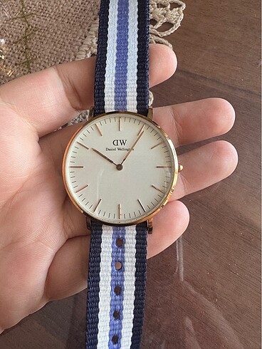 Beden Daniel wellington saat