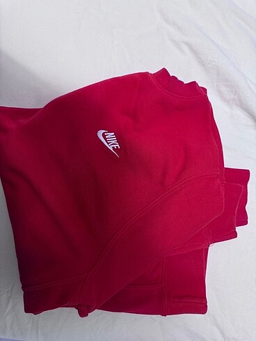 Nike sweatshirt