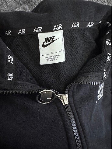 l Beden Nike sweatshirt