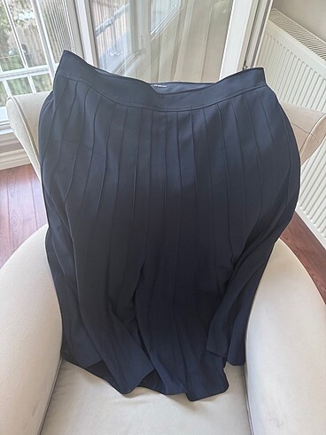 Zara Lacivert etek