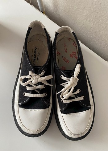 Beyaz Siyah Platform Topuklu Minimalist Spor Ayakkabı - Görsel 2