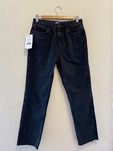 Straight Jean
