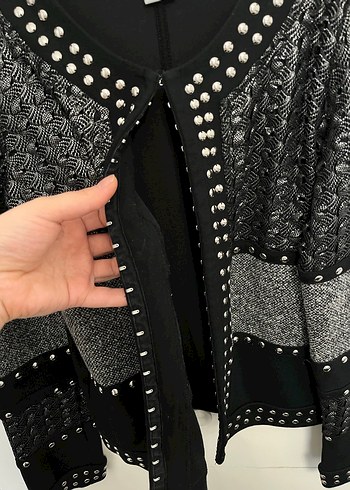 Düğmeli Siyah Örgü Kadın Ceket - Görsel 3