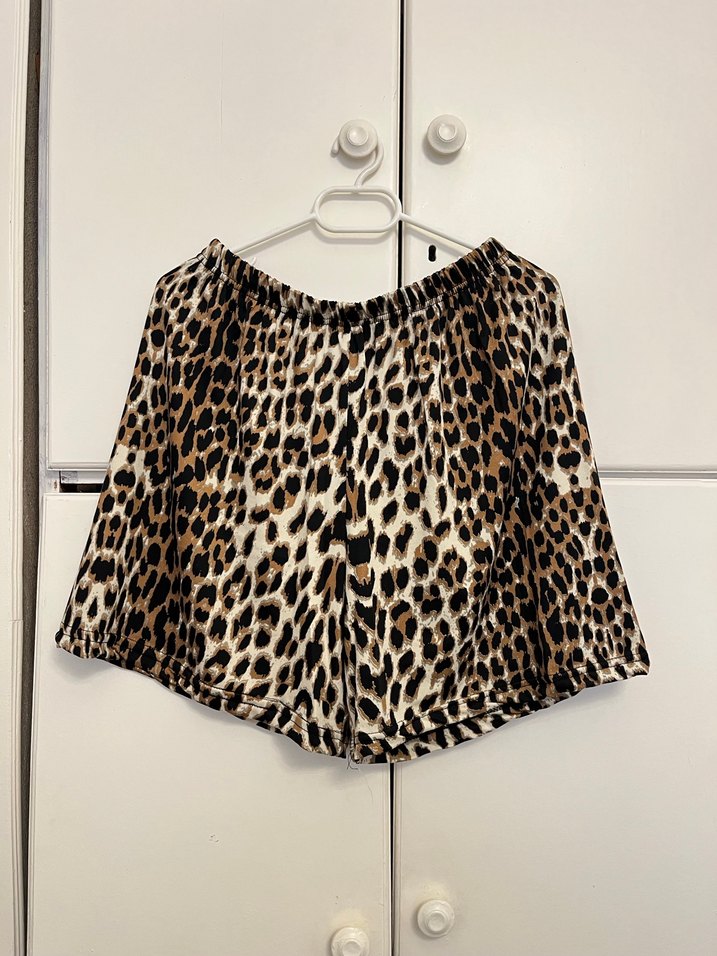 Leopar Desenli Kadın Askılı Pijama Takımı - Görsel 2