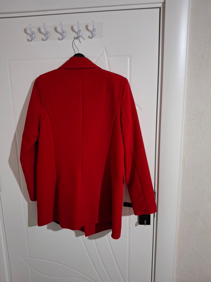 Düğmeli Kırmızı Kadın Midi Blazer - Görsel 4
