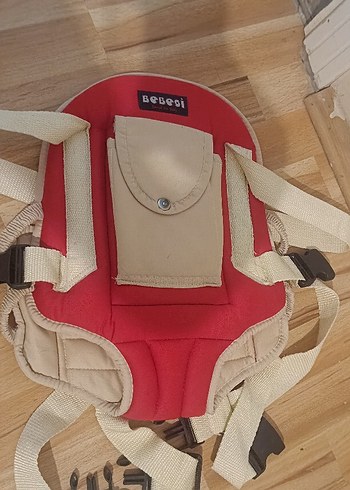 Kırmızı Bebek Taşıyıcı