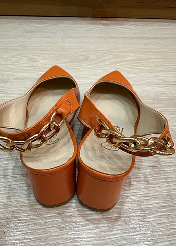 Bej Deri Tokalı Stiletto Kadın Ayakkabı - Görsel 2