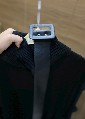 Siyah Uzun Kollu Püsküllü Uzun Elbise - Görsel 3