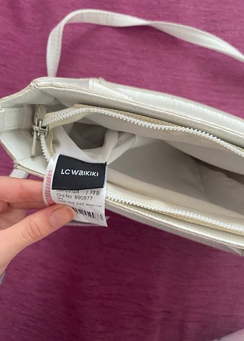 Beyaz Deri Fermuarlı Kadın Çanta - Görsel 2