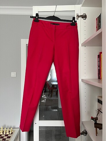 ZARA Pantolon