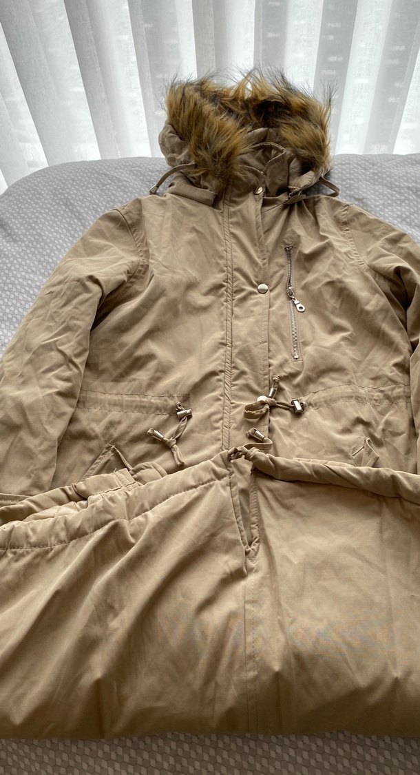 Bej Midi Kadın Kaban Kürklü Kapüşonlu - Görsel 3