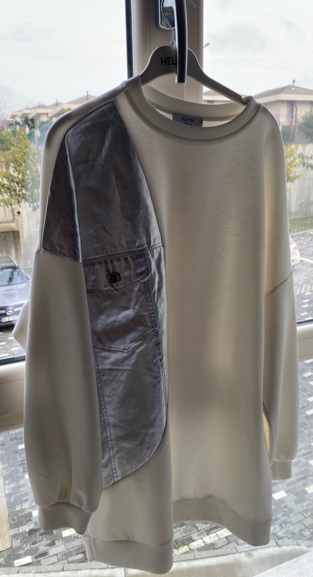 Gri Deri Detaylı Salaş Sweatshirt - Görsel 2