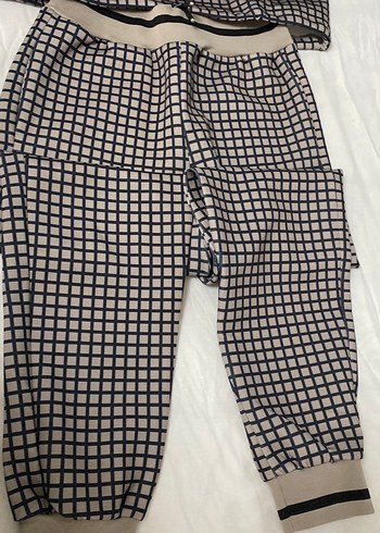 Gri Kare Desenli rahat  Pijama Takımı - Görsel 3