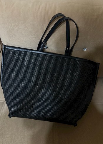 Siyah Kadın Omuz Çantası benetton orijinaldir - Görsel 2