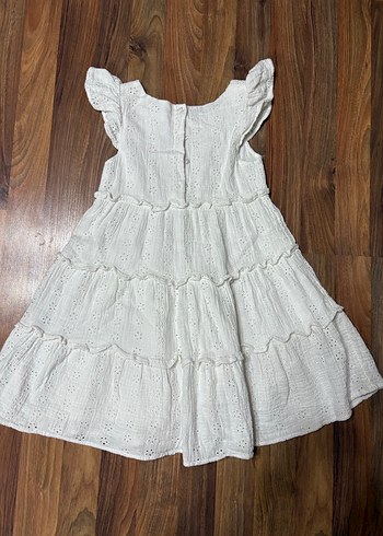 Kız Çocuk Beyaz Pamuklu Fırfırlı Elbise - Görsel 3