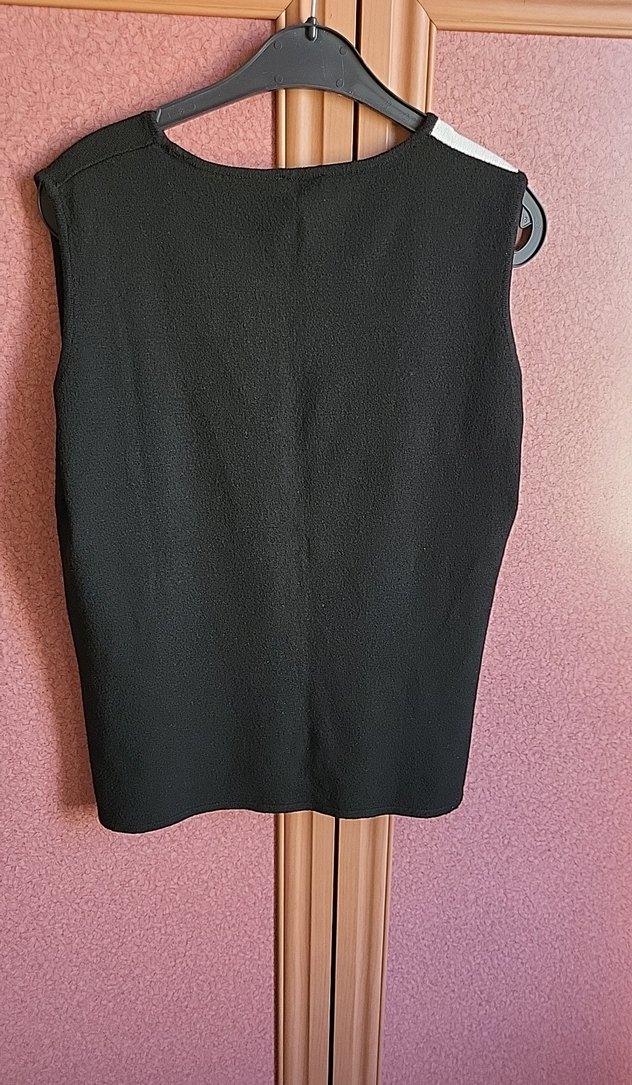 Kadın Siyah Beyaz Kareli Kolsuz Örme Süveter - Görsel 3