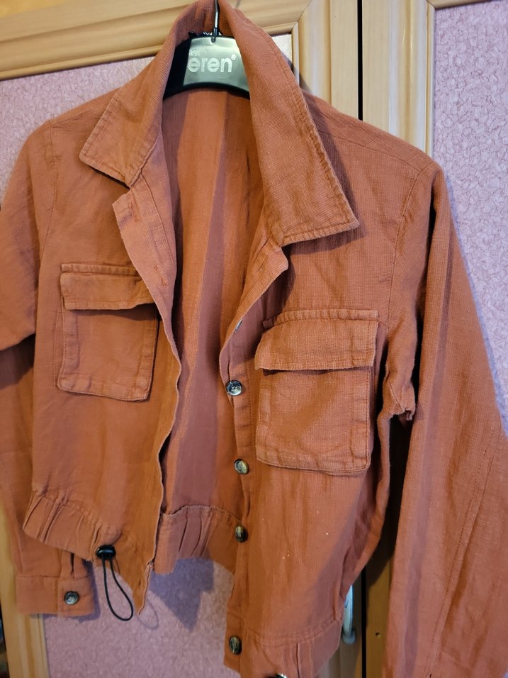 Düğmeli Bej Keten Kadın Ceket - Görsel 3