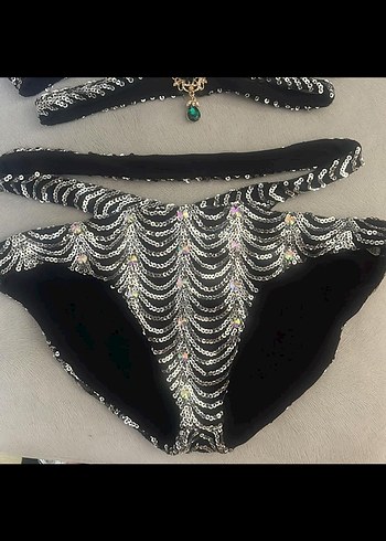 l Beden siyah Renk ithal tasarım bikini takımı