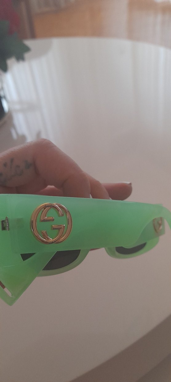 Yeşil Pastel Güneş Gözlüğü - Görsel 2