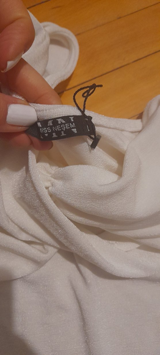 Beyaz tek kol bluz - Görsel 2