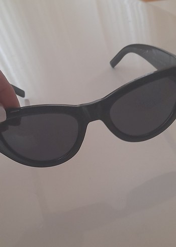 ysl güneş gözlüğü - Görsel 2