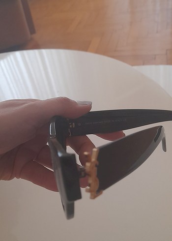 ysl güneş gözlüğü - Görsel 3