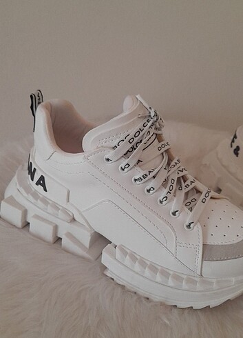 38 Beden beyaz Renk Dolce gabbana beyaz spor ayakkabı 