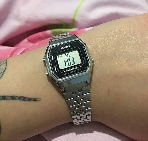 CASIO GÜMÜŞ SİYAH SAAT