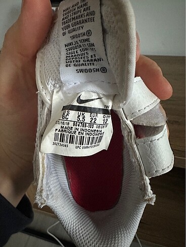 22 Beden beyaz Renk Nıke cortez