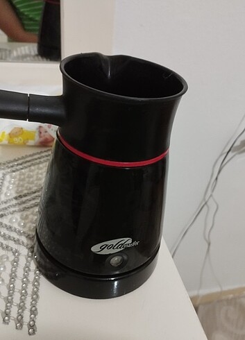 Elektriktrikli cezve 