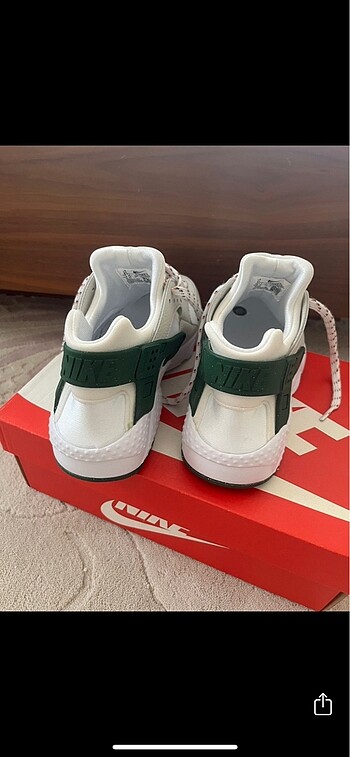 37 Beden beyaz Renk Nike huarache run