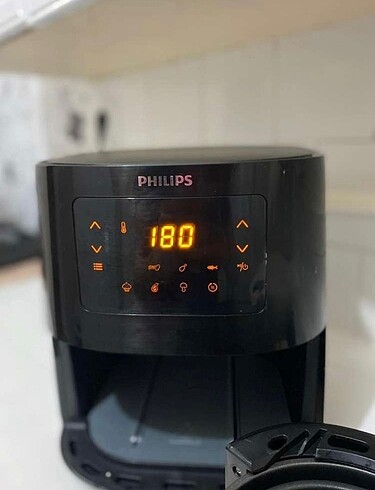 PHILIPS AİRFRYER.