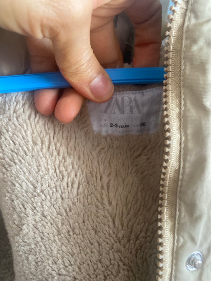 Erkek veya kız Çocuk Bej Tüylü Yaka Mont - Görsel 4