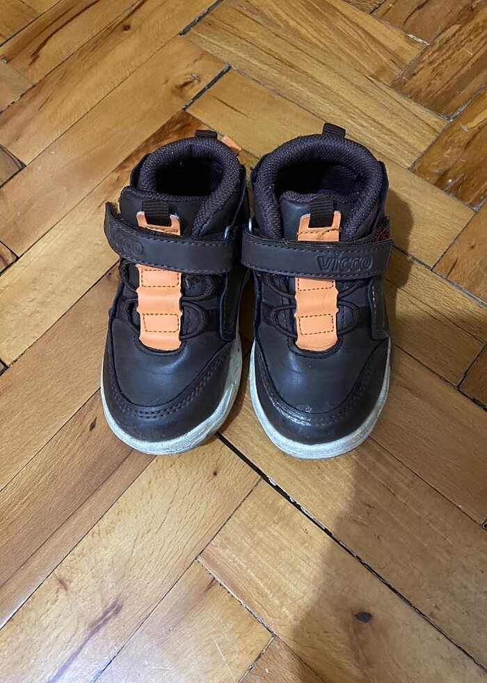 Vicco bir sezon giyildi fakat çok ayakkabı olduğu için çok temiz - Görsel 2