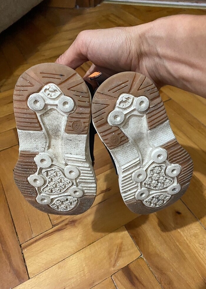 Vicco bir sezon giyildi fakat çok ayakkabı olduğu için çok temiz - Görsel 3