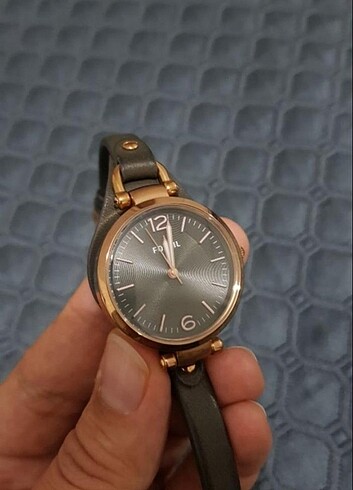 Fossil bayan saat 