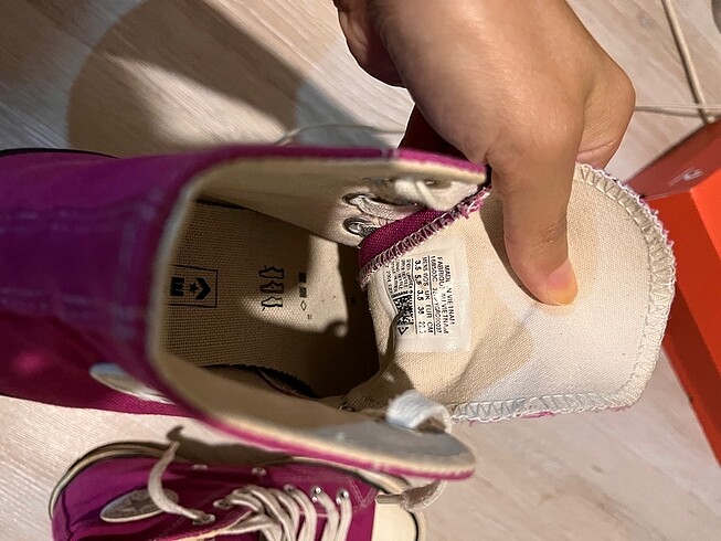 36 Beden kırmızı Renk Converse Chuck 70 Hi Kadın Mor Sneaker
