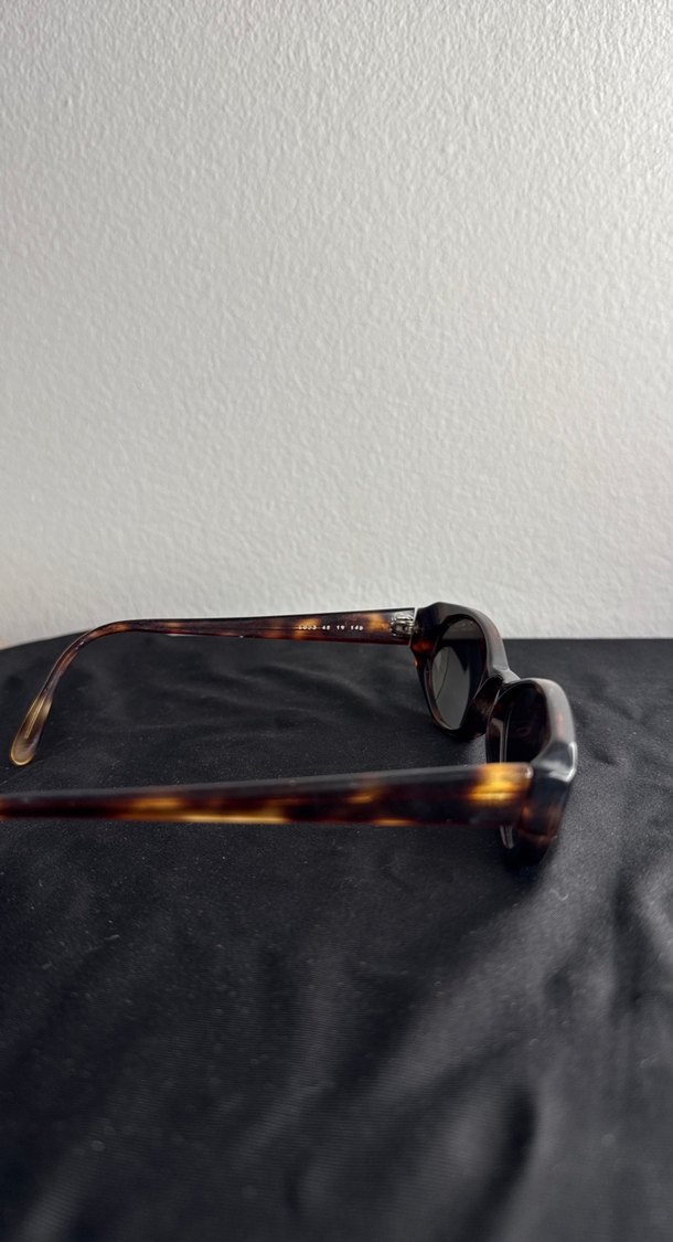 Klasik Şıklıkta Şeffaf Kahverengi Kadın Gözlüğü - Görsel 3