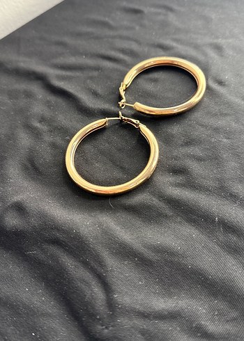 Altın Renkli Midi Boy Klasik Halka Küpe - Görsel 3